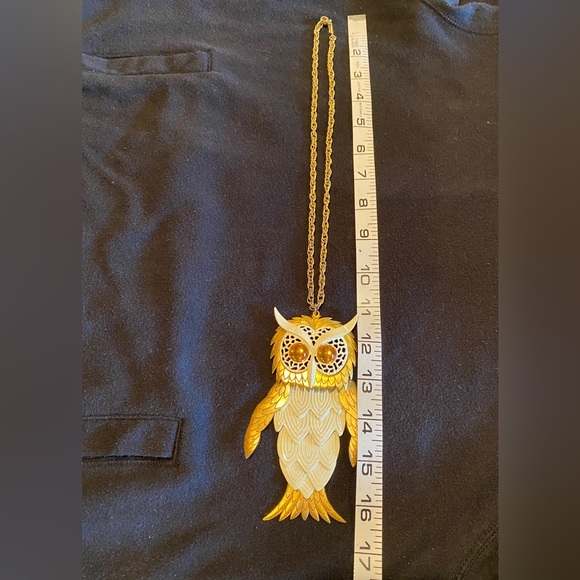Vintage Owl Necklace With Hinged Parts - Picture 7 of 9